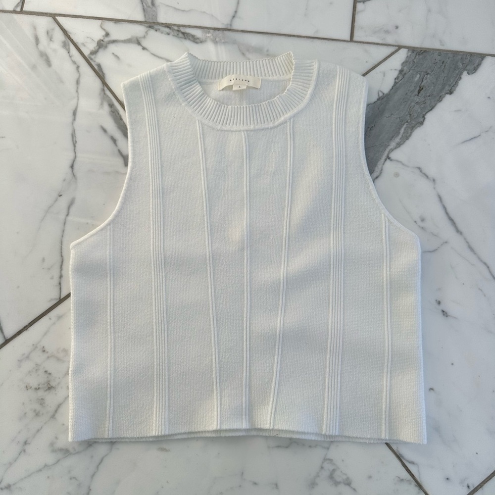 Cropped Sweater Top